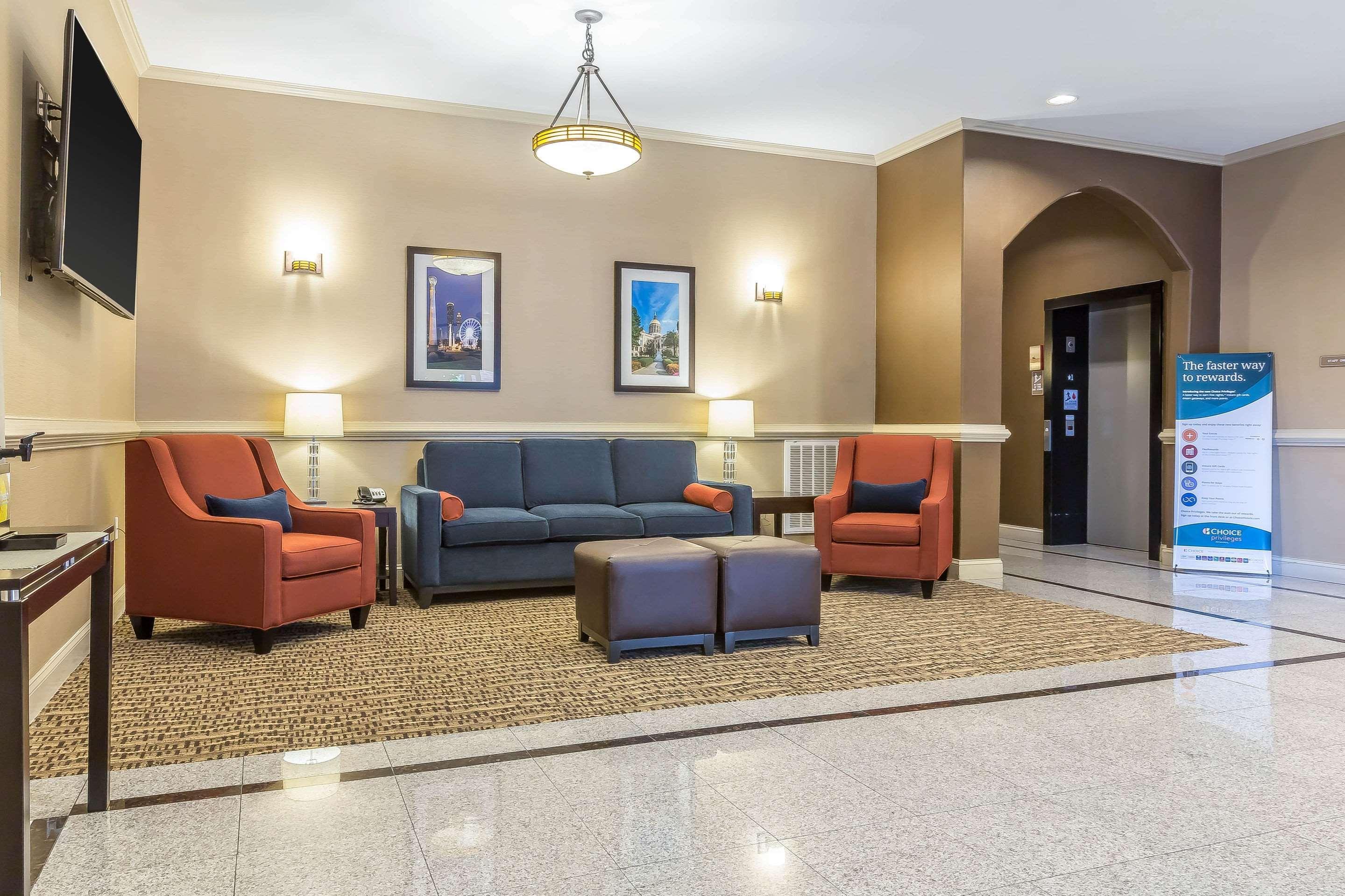 Comfort Inn & Suites Вілла-Ріка Екстер'єр фото