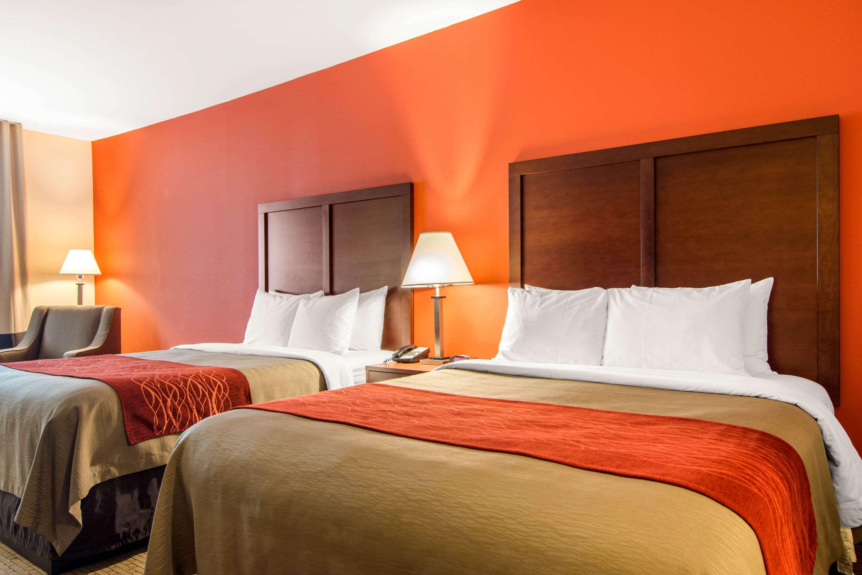 Comfort Inn & Suites Вілла-Ріка Екстер'єр фото