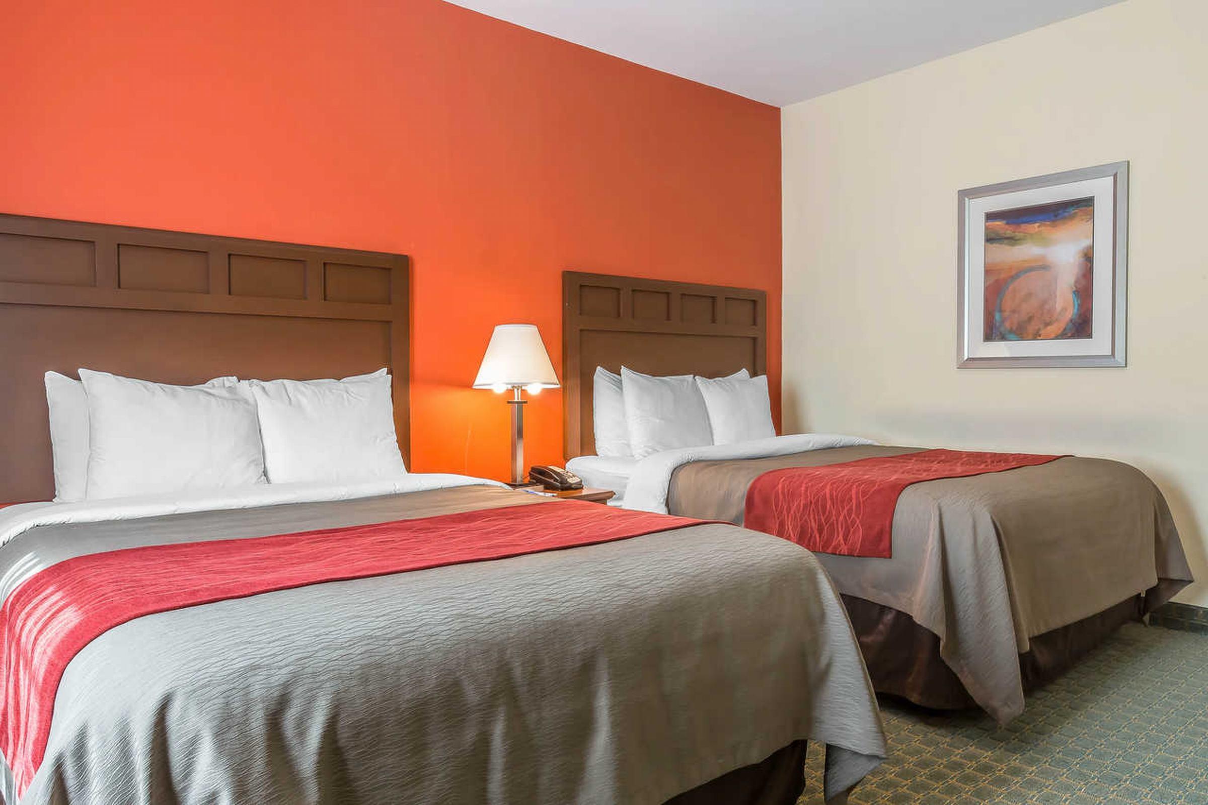 Comfort Inn & Suites Вілла-Ріка Екстер'єр фото
