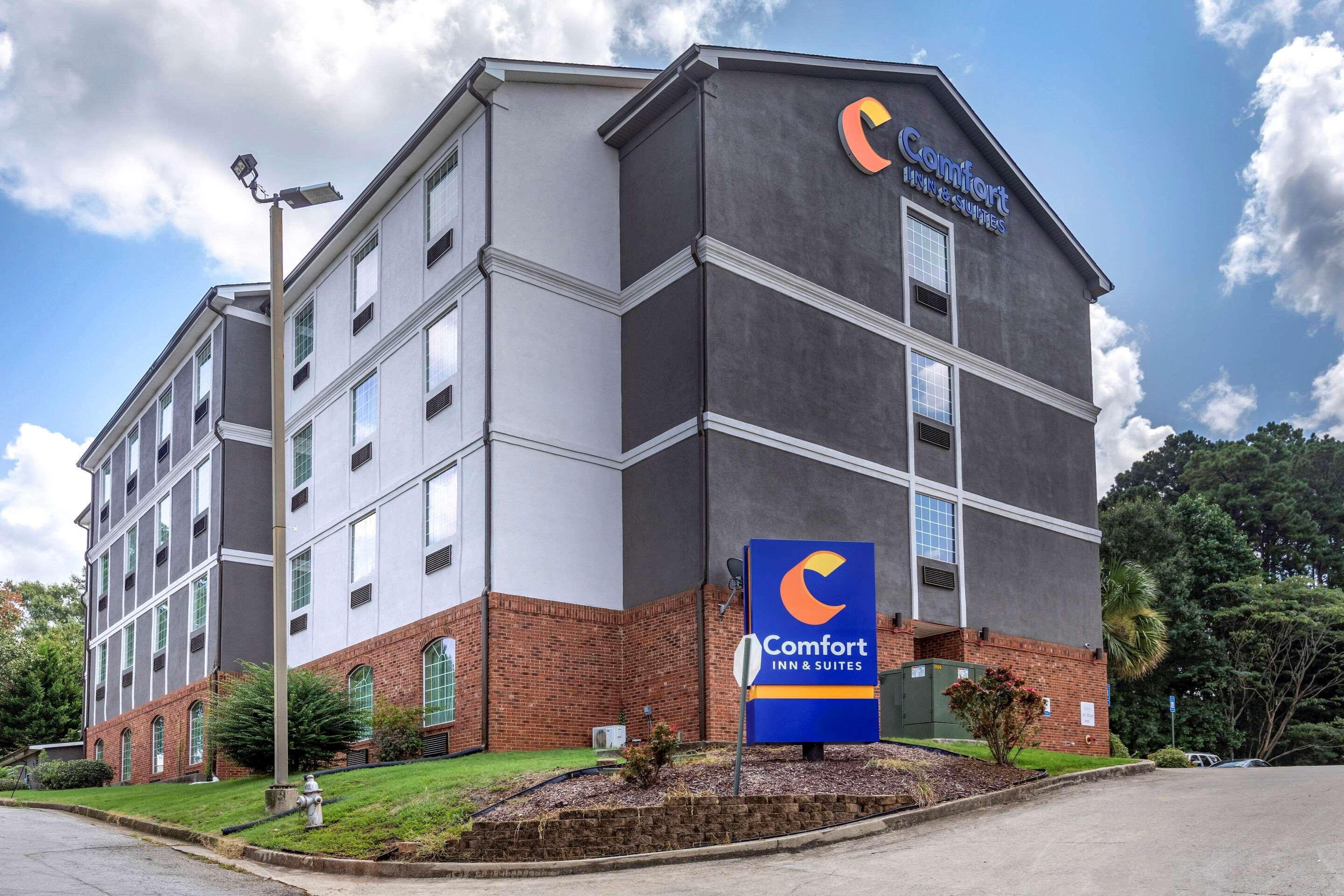 Comfort Inn & Suites Вілла-Ріка Екстер'єр фото